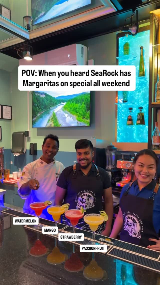 Guests gathered for a lively evening at SeaRock Bar & Restaurant